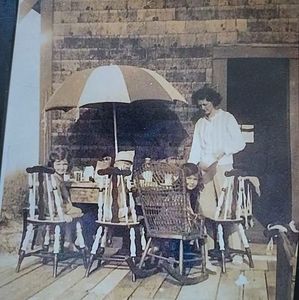 Meet your Posher, Mary beth